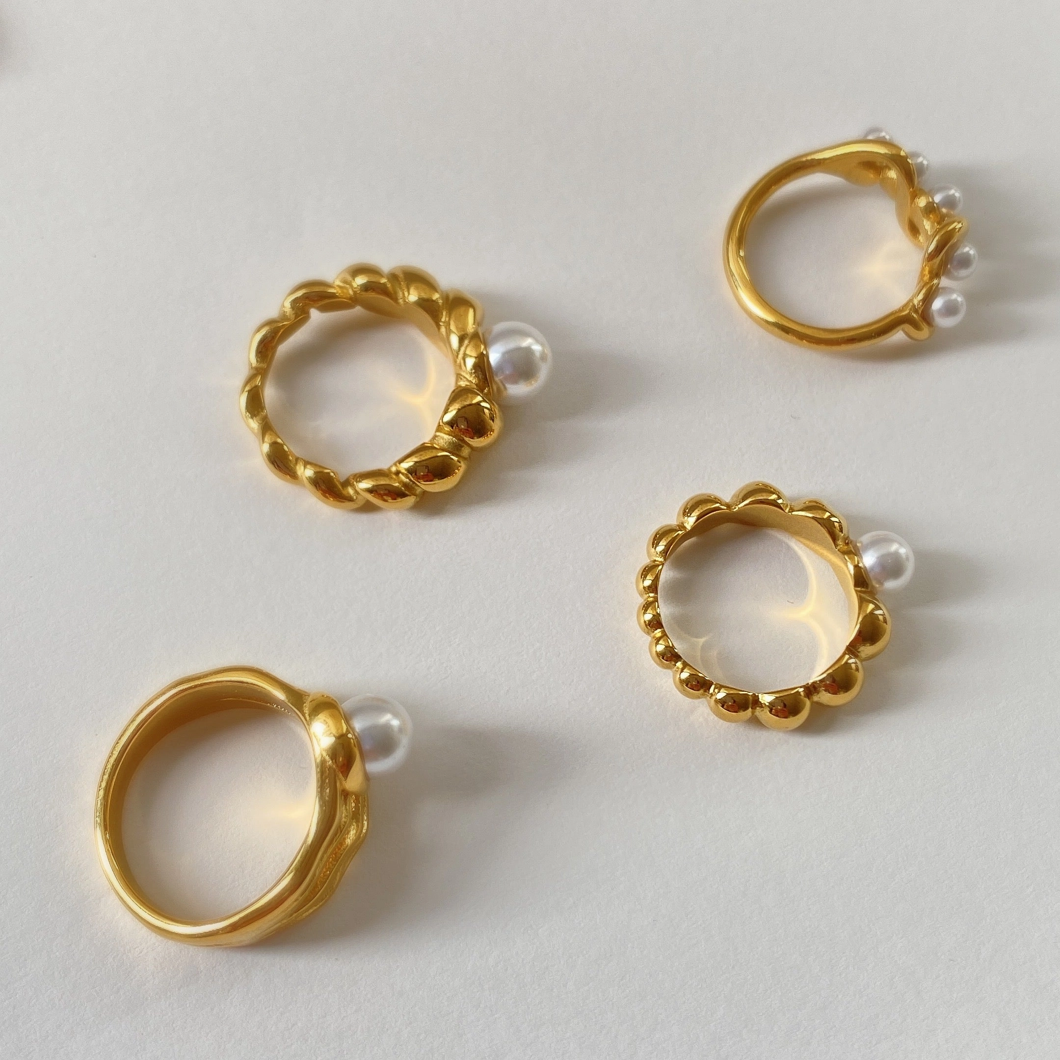 Classic Charm Minimal Look Assorted Pearl Twisted Rings Beaded Rings