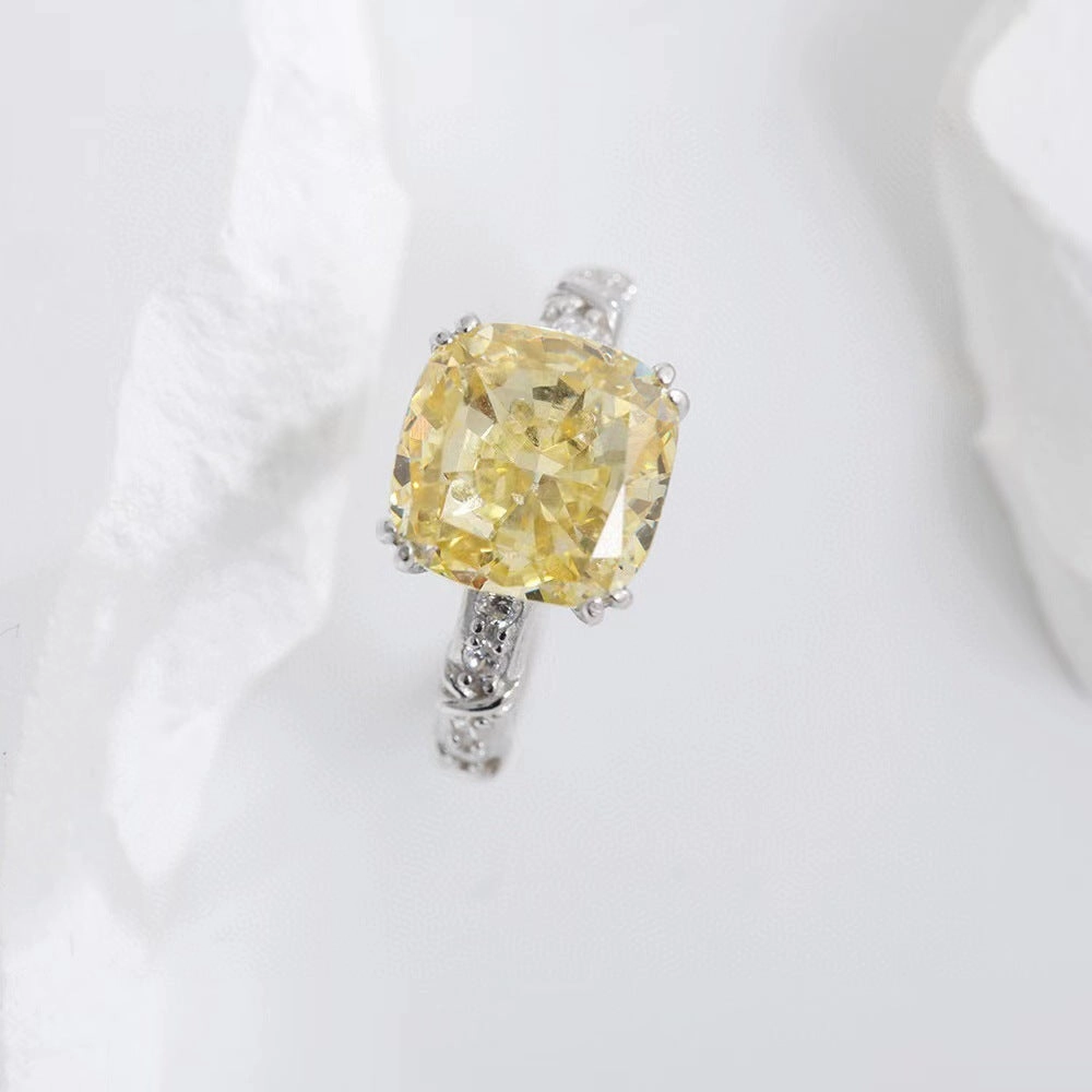 Opulent Edge Signature Style Gemstone Exquisite Ring | S925
