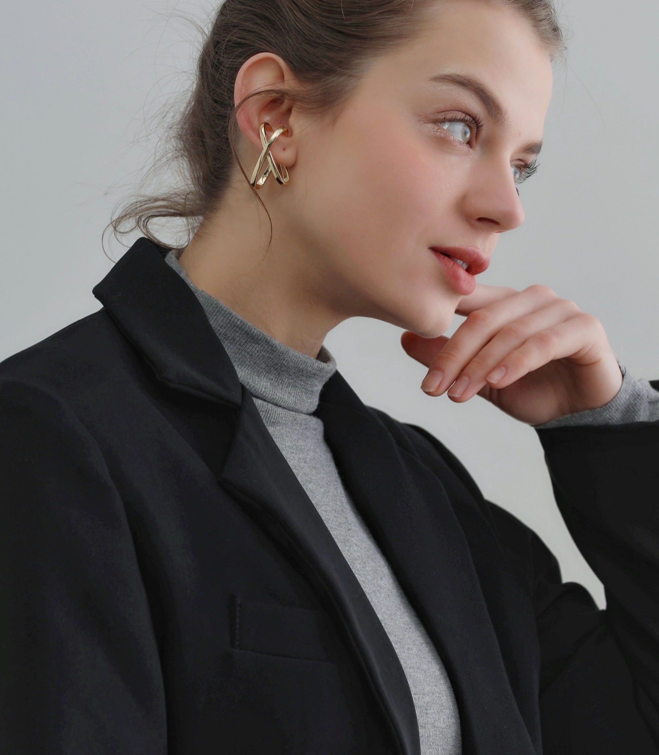 Giada X-pattern Cross Ear Cuff Avant-Garde Adornment