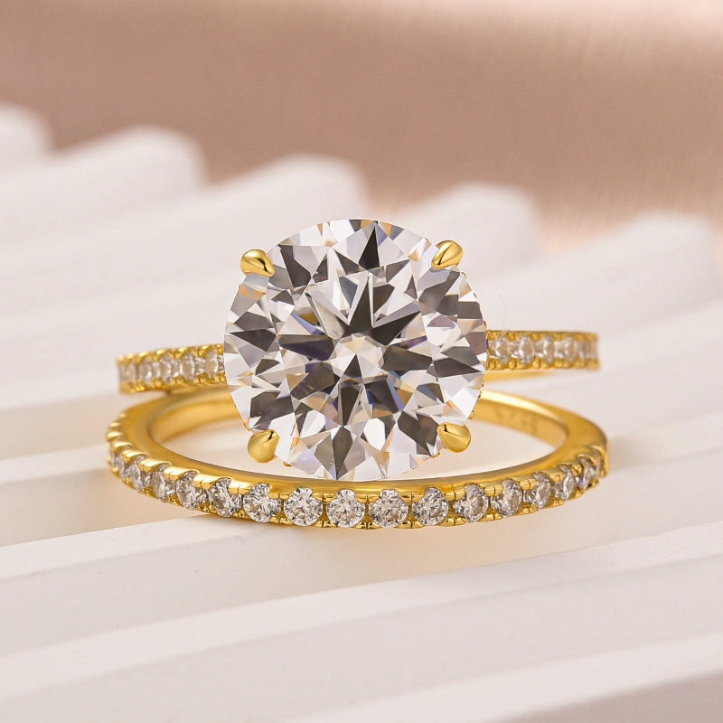 Spark Moment Essential Pair Louily Moissanite Dazzling 4.0 Carat Round Cut Yellow Gold Wedding Ring Set