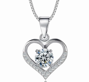 Subtle Glamour Event Edge Heart Pendant Necklace | S925 | Moissanite