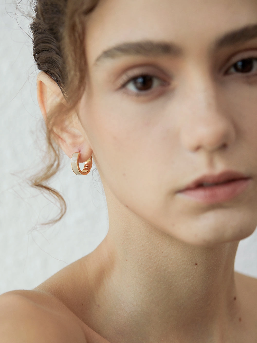 Timeless Decoration Office Embellishment Gold Neutral Enamel Hoops