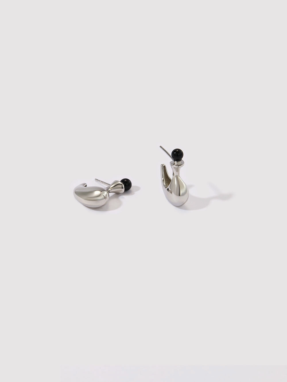 Potion Onyx Earrings Sophisticated Essential