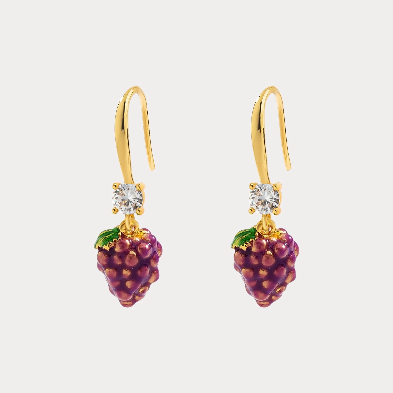 Grape Earrings Monochrome Fit