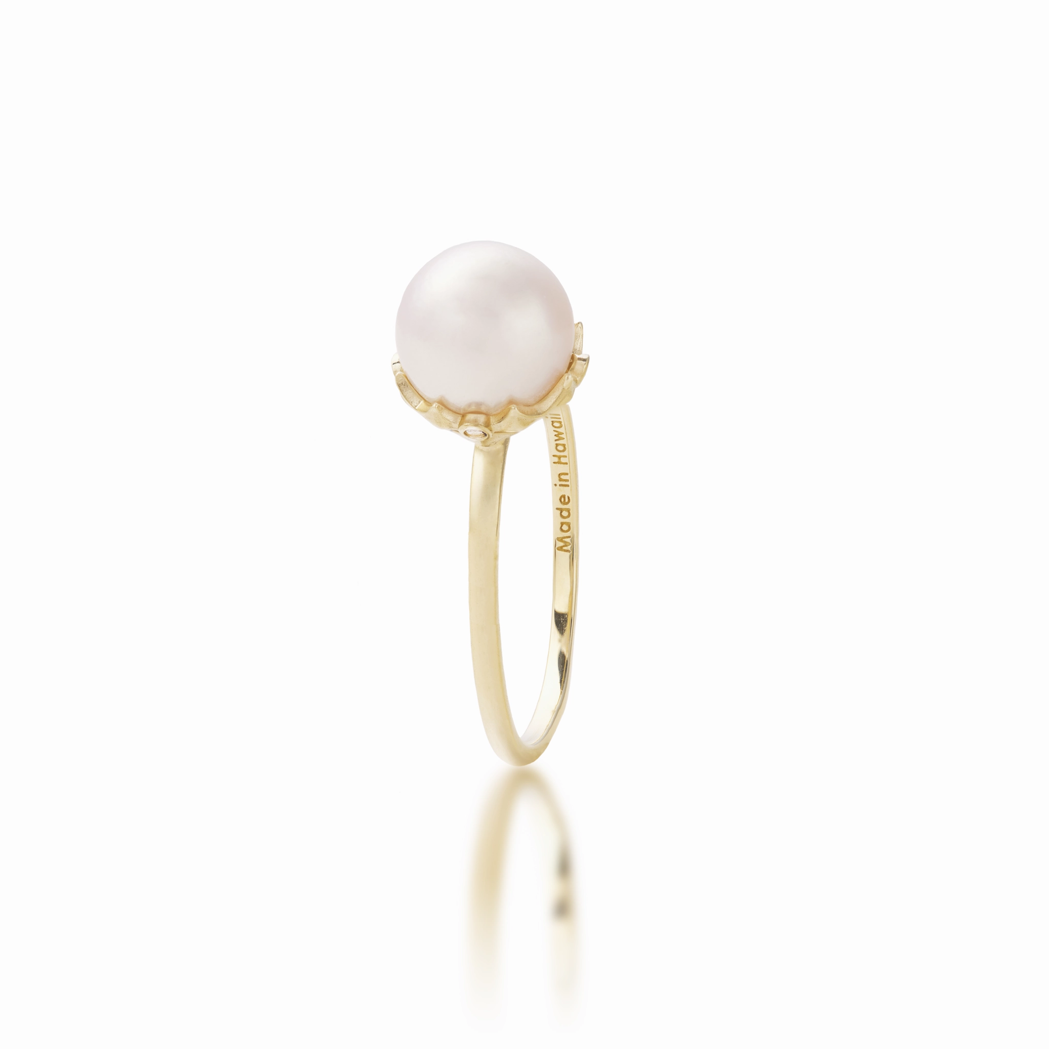 Hawaiian Quilted Star Akoya White Pearl Ring in Gold with Diamonds - 8mm Bridal Set Team Spirit