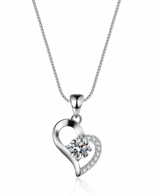 Bright Touch Luxury Choice Heart Love Pendant Necklace | S925 | Moissanite
