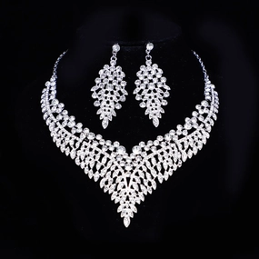 Signature Touch Allure Accent Elegant Jewelry Set