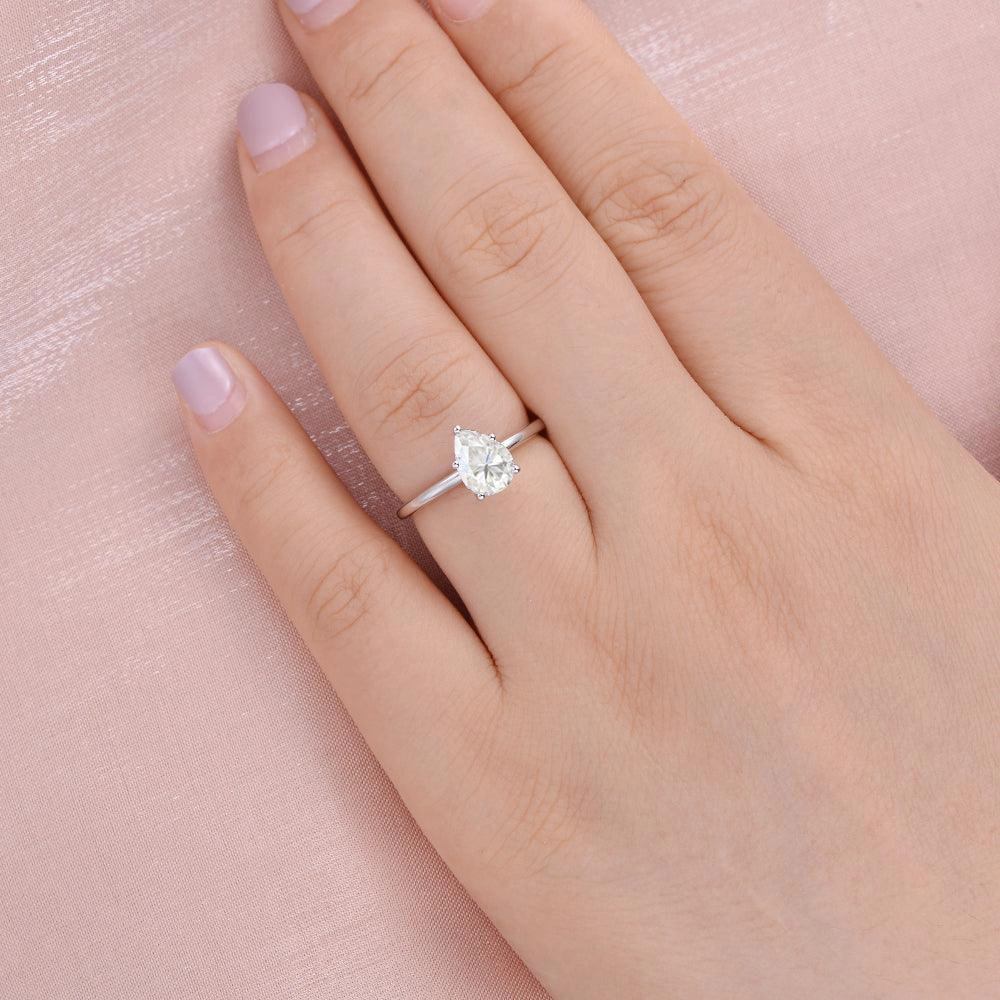 1.0ct Pear Shaped Moissanite Classic Solitaire Ring Fashion Form Subtle Beauty