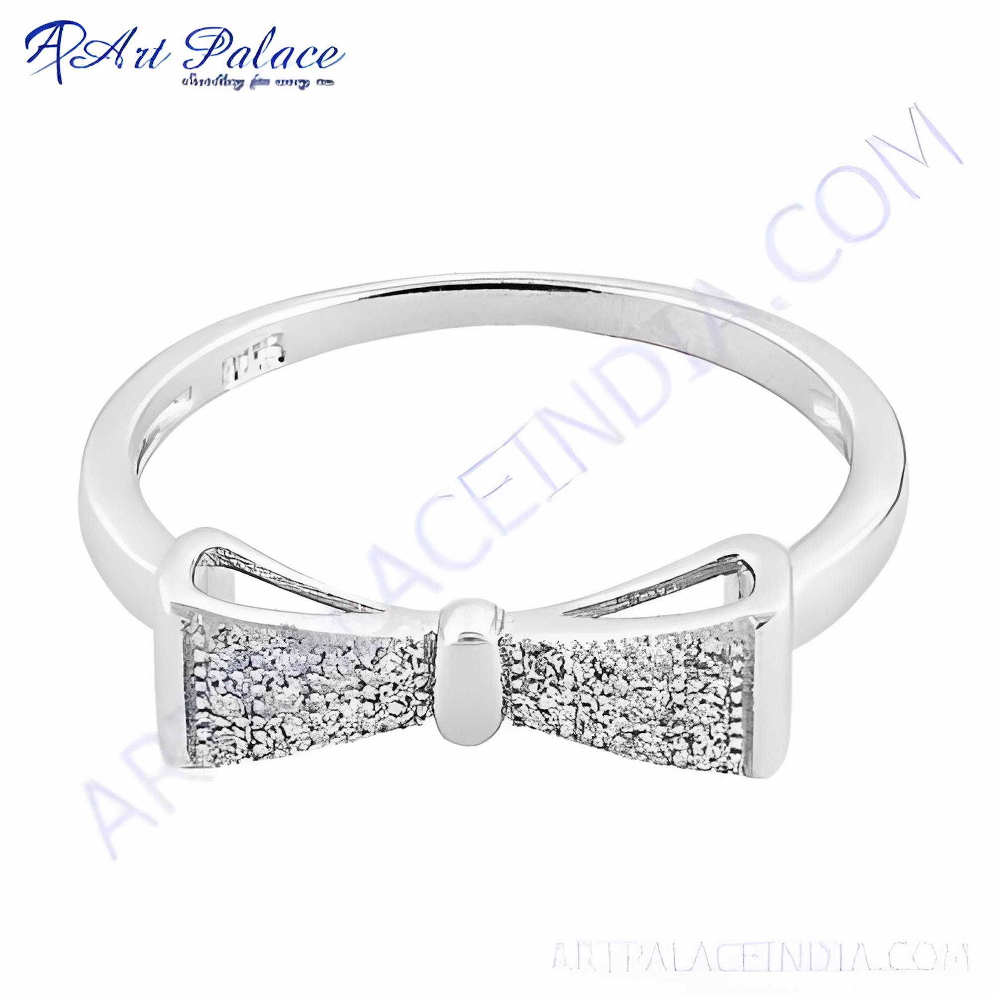Stylish Look Stylish Silver Gemstone Ring with Cubic Zirconia - Fashion Jewelry