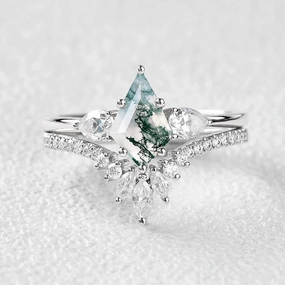Wardrobe Staple Kite Cut Green Moss Agate White Gold Engagement Ring Set 2pcs