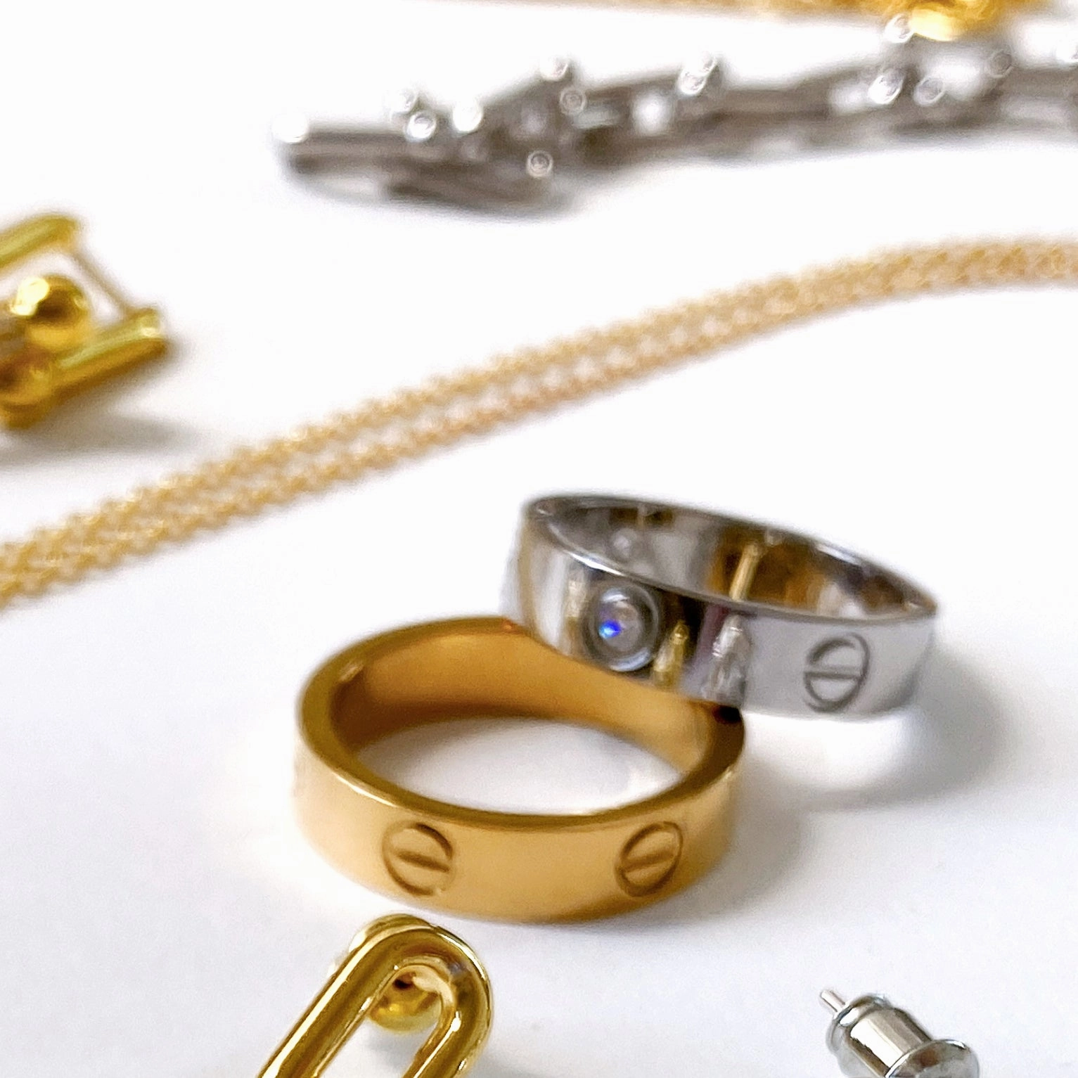 Chic Item Lisette Geometric Stamped Ring