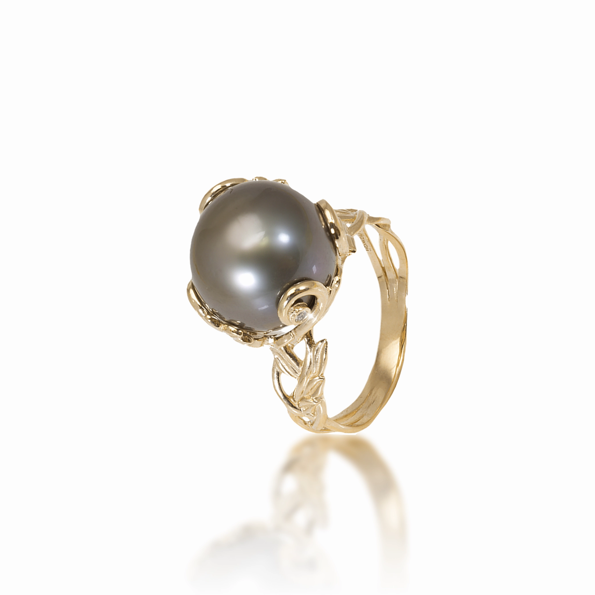 Living Heirloom Tahitian Black Pearl Ring in Gold with Diamonds - 12-13mm Fashion Set