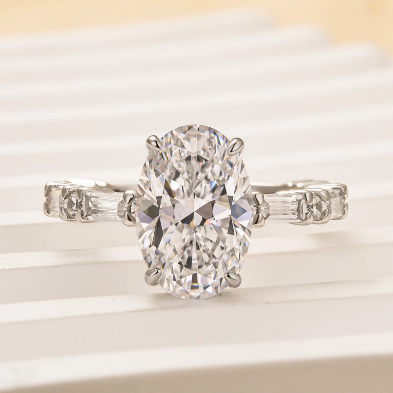 Monochrome Look Louily Fashion 3.5Ct Oval Cut Travel Ring For Women