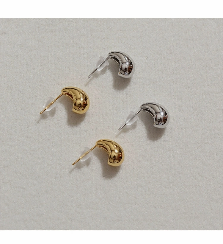 Lucy Chestnut Stud Earrings Gold & Silver Fashionable Vibe
