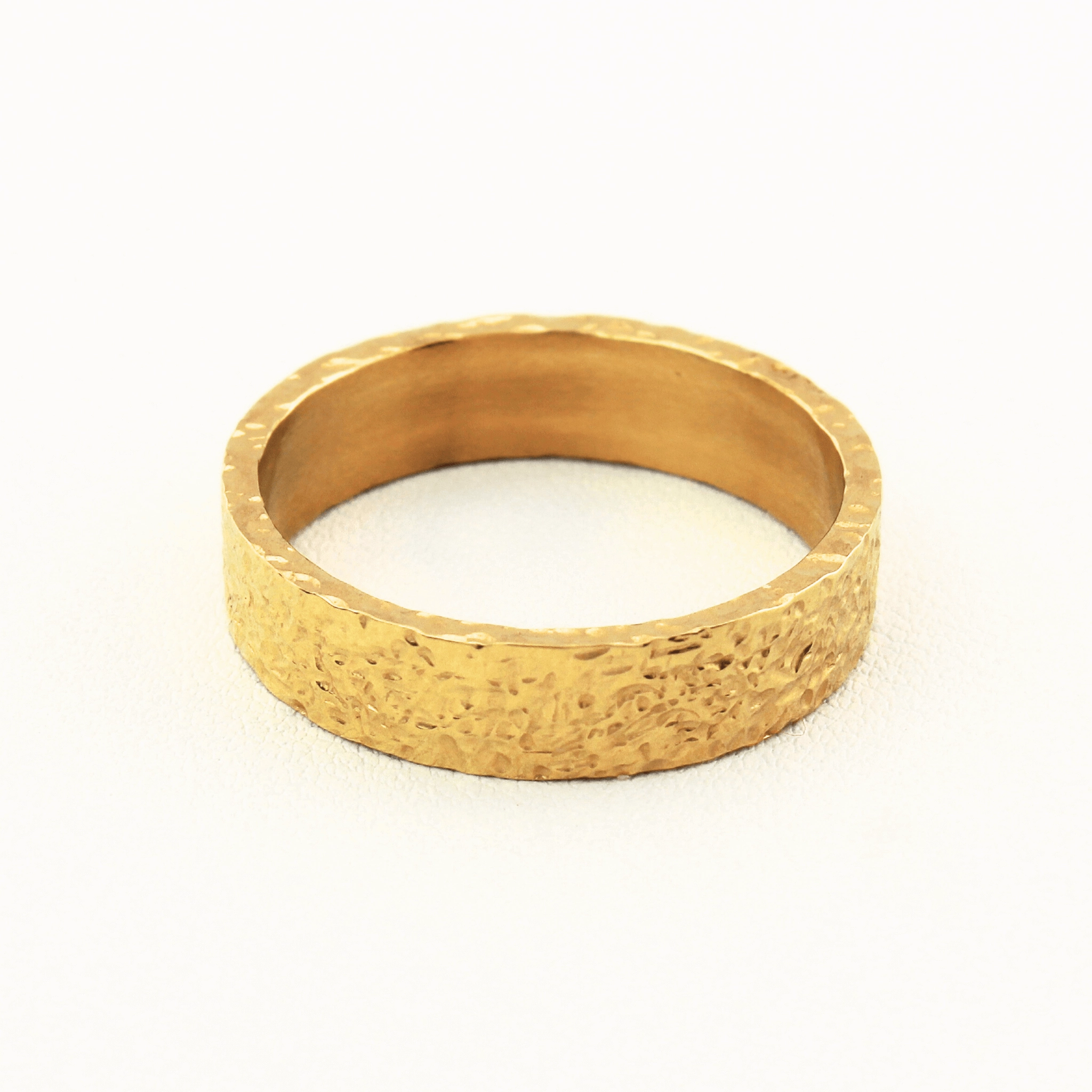 LUX THICK HAMMERED BAND RING Polished Appearance Minimal Glimmer