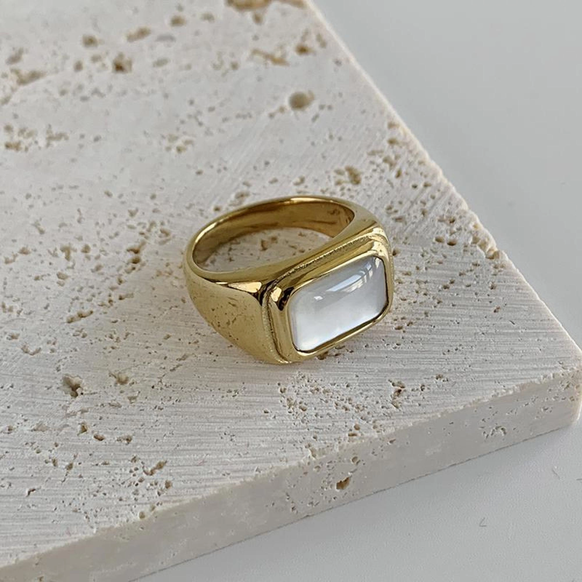 Amazing Work Sousanna 18K Gold Dipped Mother of Pearl Signet Ring | Chunky Gold Ring, Retro Gold Shell Ring, Stackable Baguette Ring Rhombus Boho Minimalist Ring