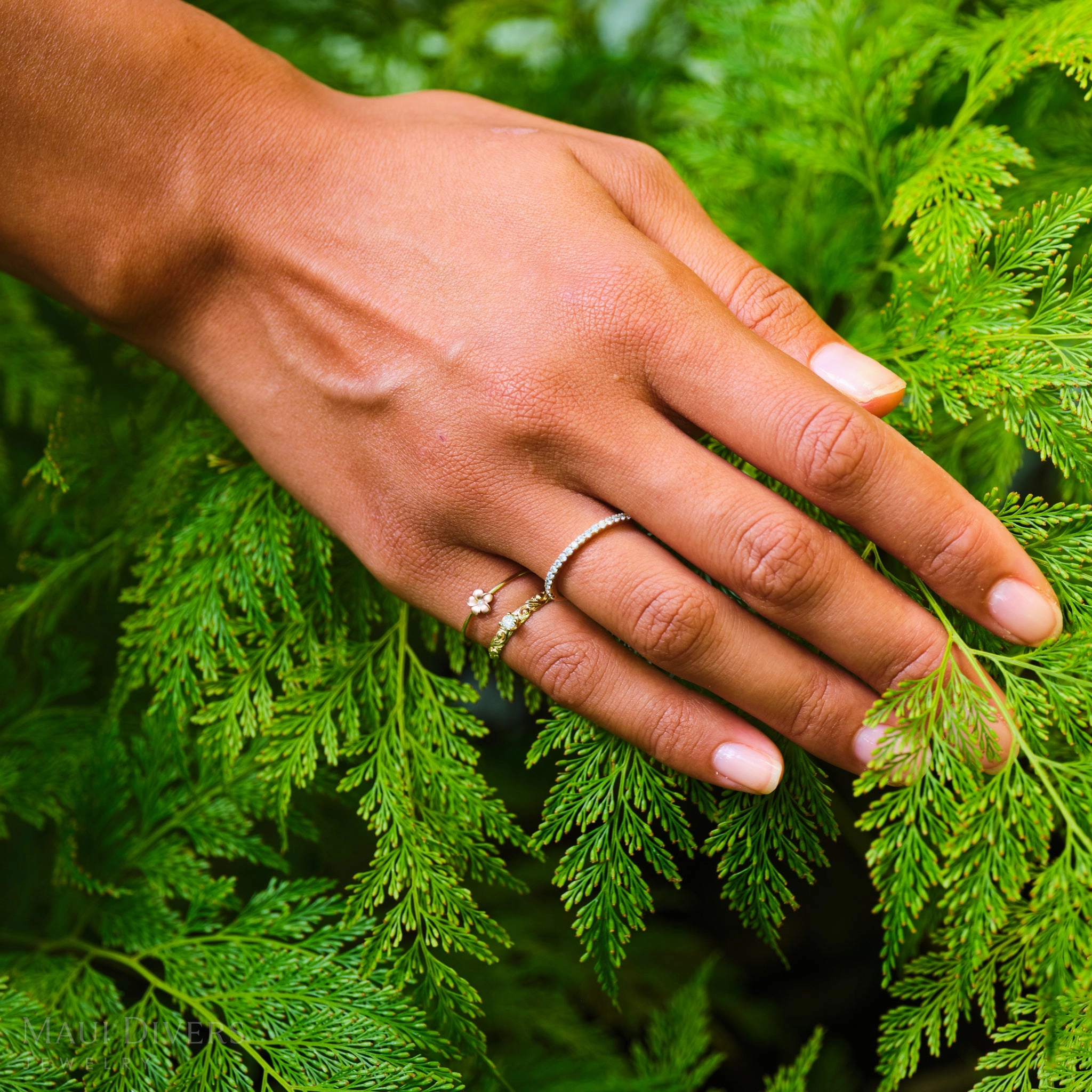 Clean Vibe Daily Spark Plumeria Ring in Two Tone Gold with Diamond - 5mm