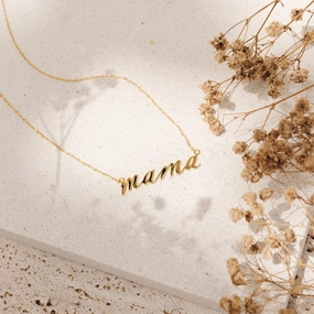 Collection Accessory Mama Necklace