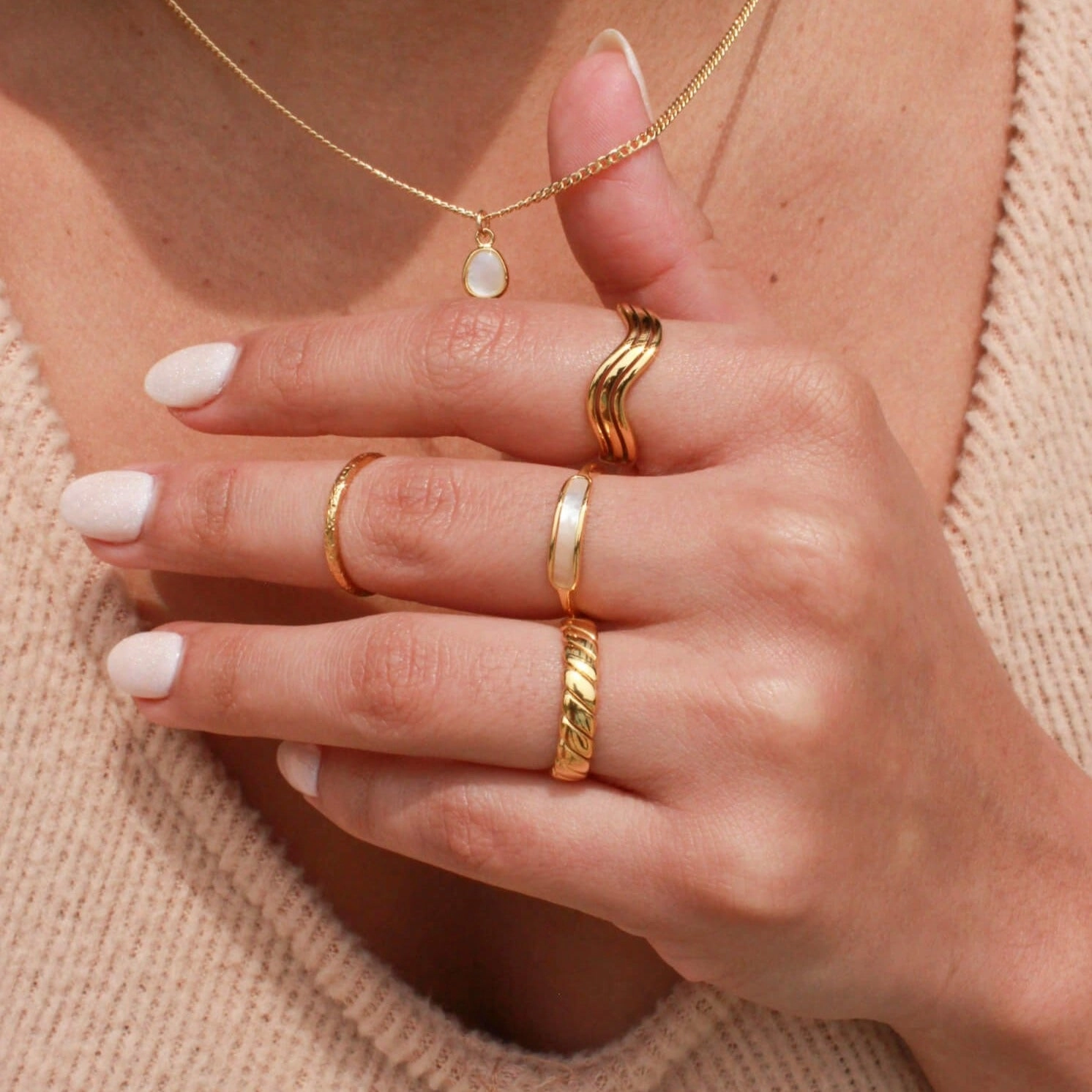 MELLIE BRAIDED BAND RING Simple Sparkle