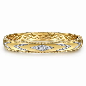 Low Cost 14K Yellow Gold Bujukan Diamond Chevron Pattern Bangle Bracelet