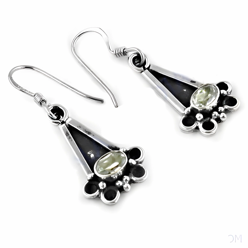 Pretty Design Gorgeous Decoration Unique Feminine Designer Silver Earrings with Cubic Zirconia Gemstones