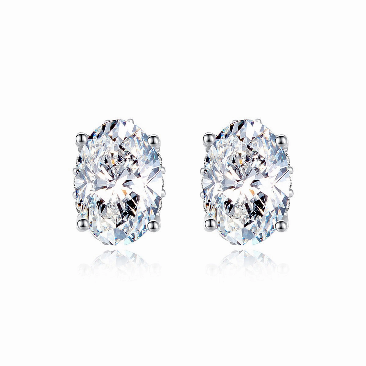 1 Carat Oval Diamond Earrings | S925 | Moissanite Gleaming Touch