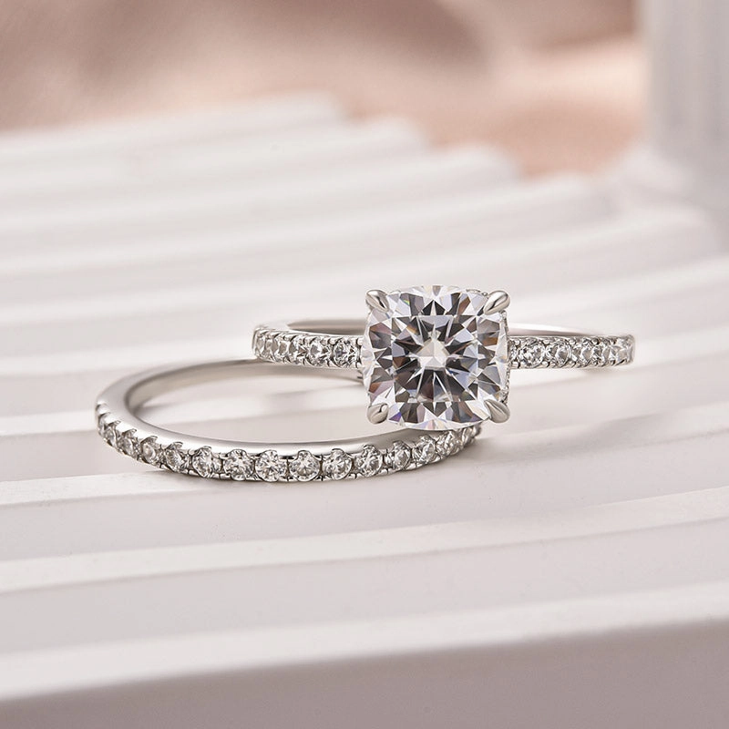 Editorial Look Moissanite 2.0 Ct Square Cushion Wedding Ring Set With Half Halo Wedding Band
