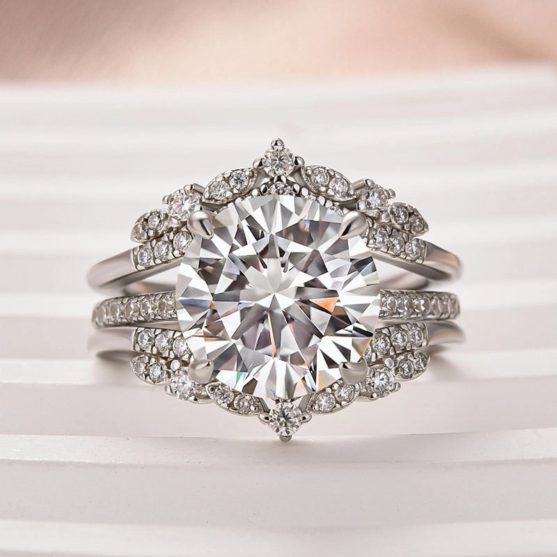 Moissanite 4.0 Ct Round Cut Insert Wedding Ring Set With Jacket Stack Wedding Band Glamorous Glow