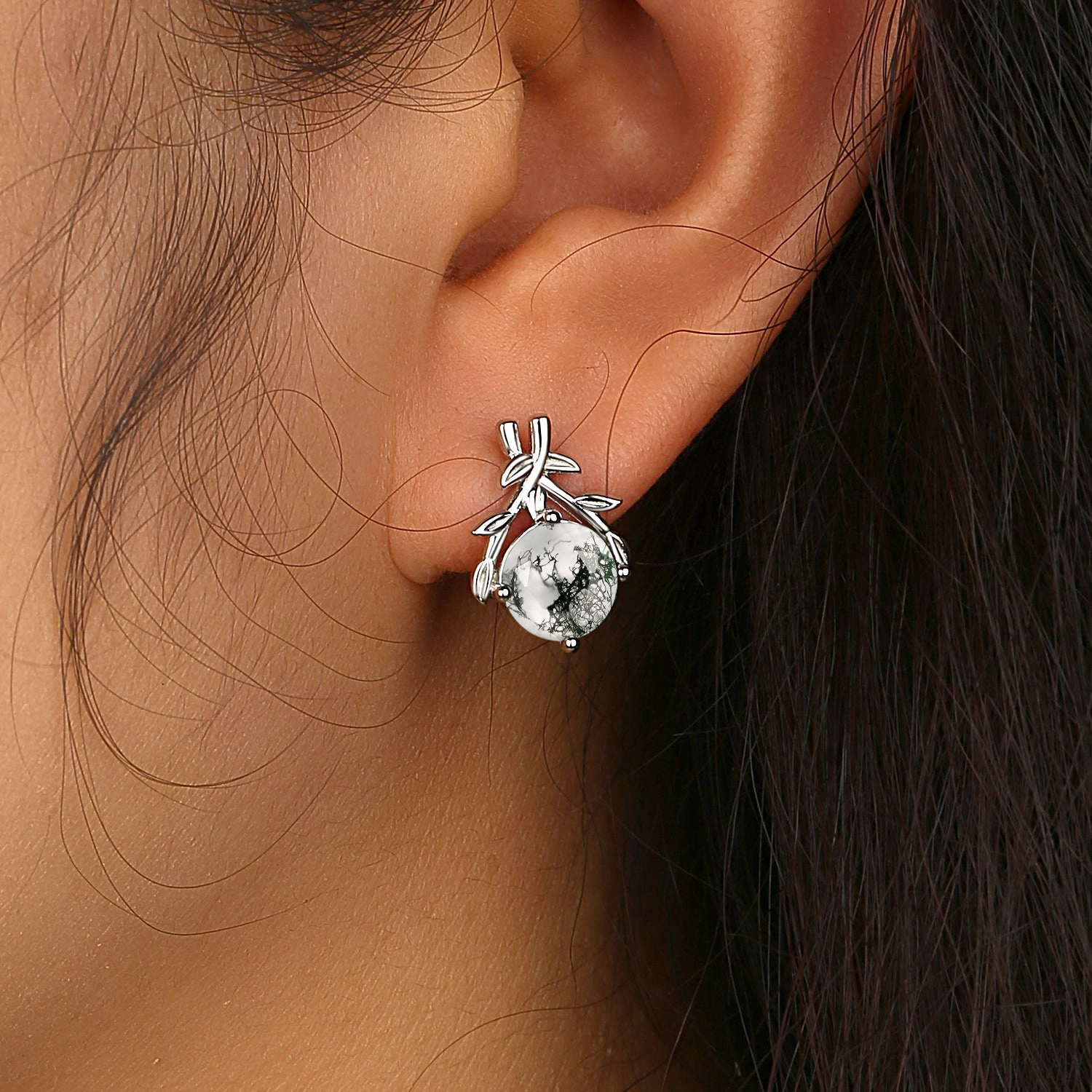 Vintage Selection Radiant Selection Moss Agate Round Shaped Leaf Vine White Gold Earrings