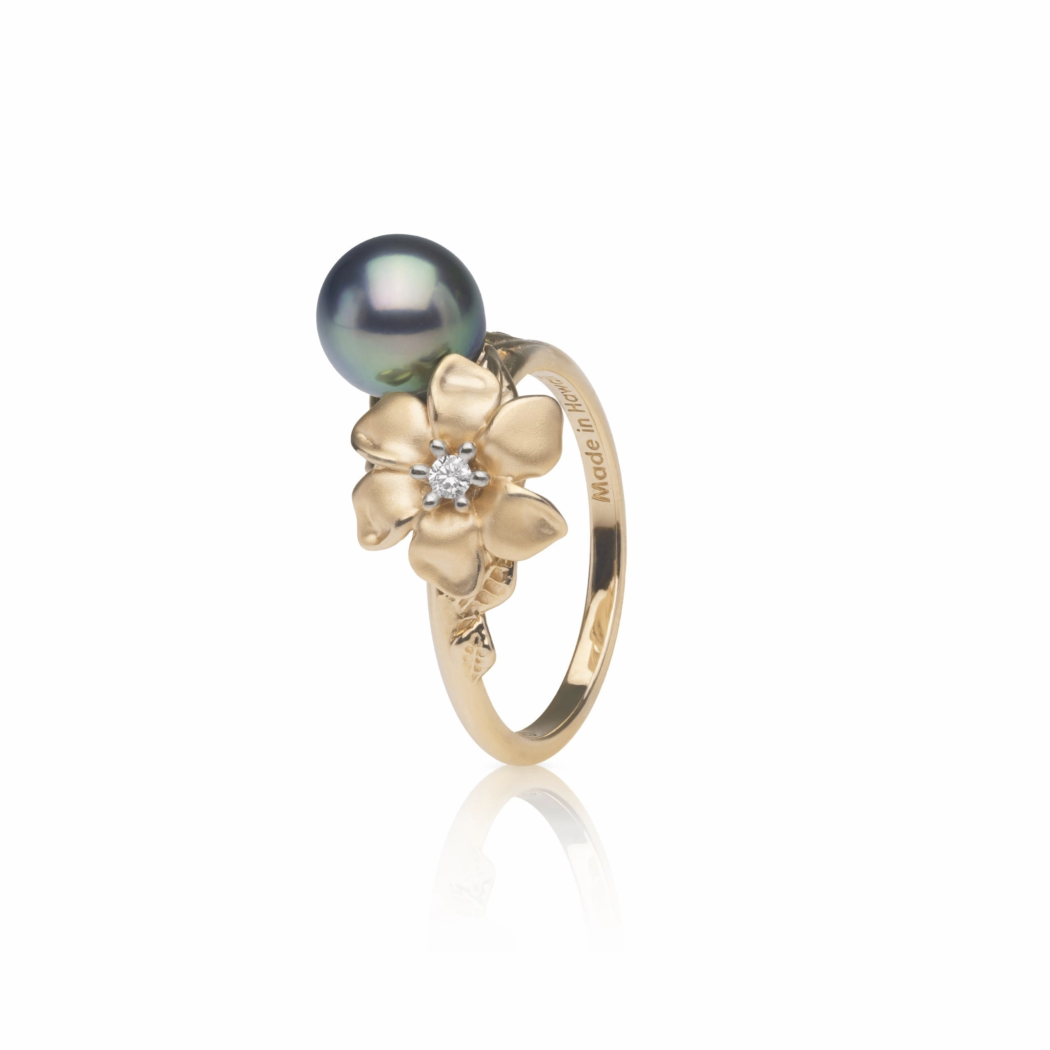 Festive Wear Classic Highlight N????? Tahitian Black Pearl Ring in Gold with Diamond - 7-8mm