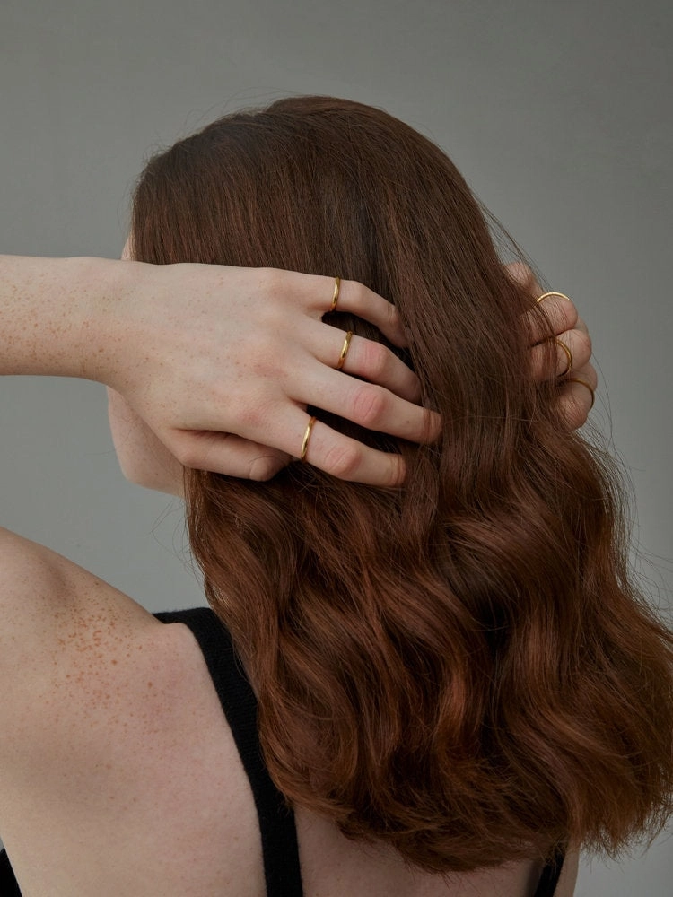 Oblession Essentials 2mm Round Ring 18K Waterproof Layered Ring Modern Craft Soft Glimmer