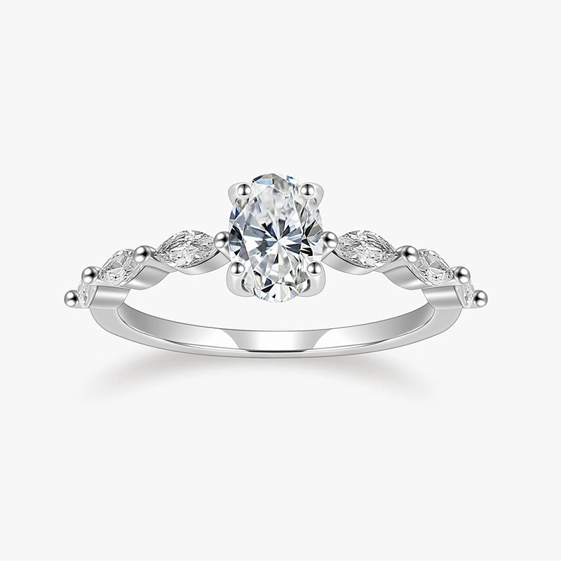 Oval Cut Engagement Cubic Zirconia Ring Trend Look