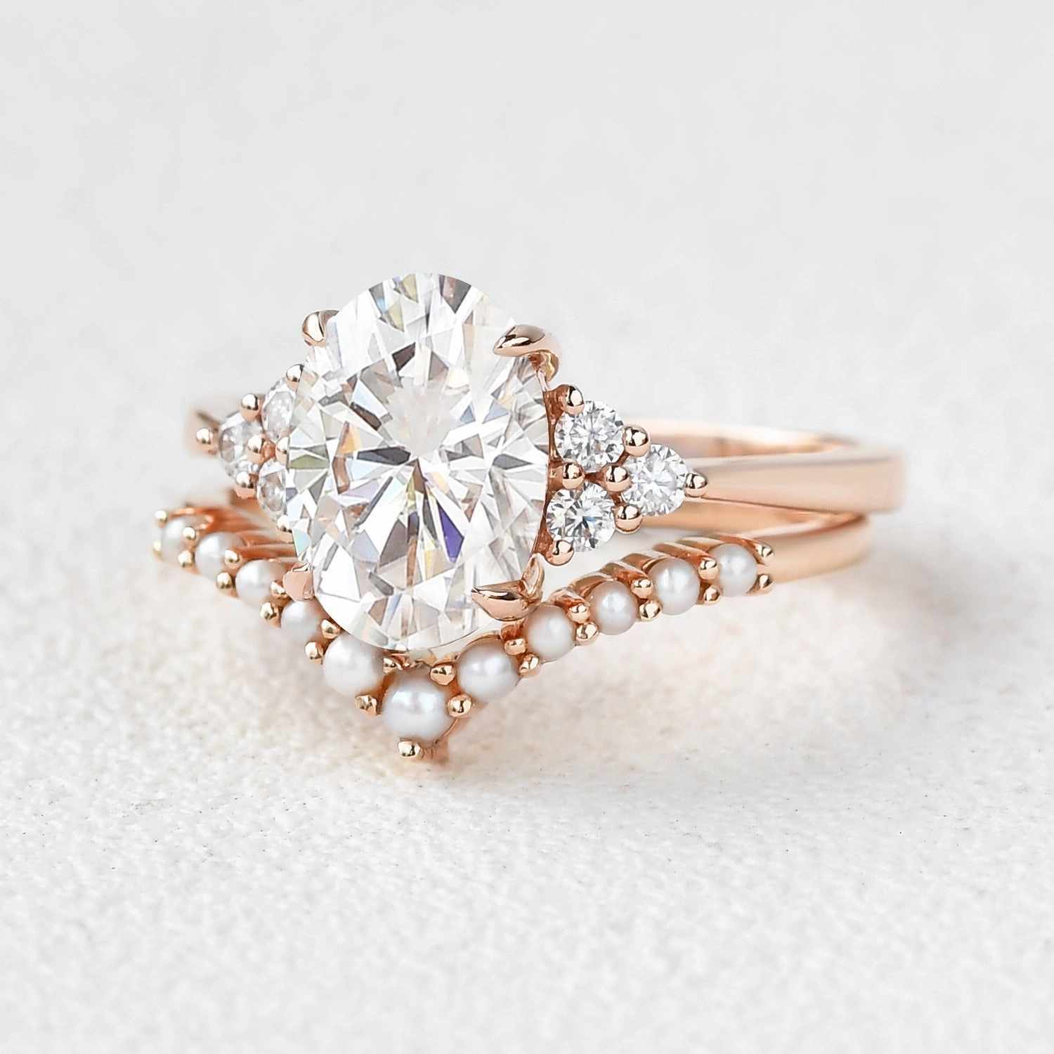 Delicate Glam Pretty Touch Oval Cut Moissanite Pearl-fect Gold Ring Set 2pcs