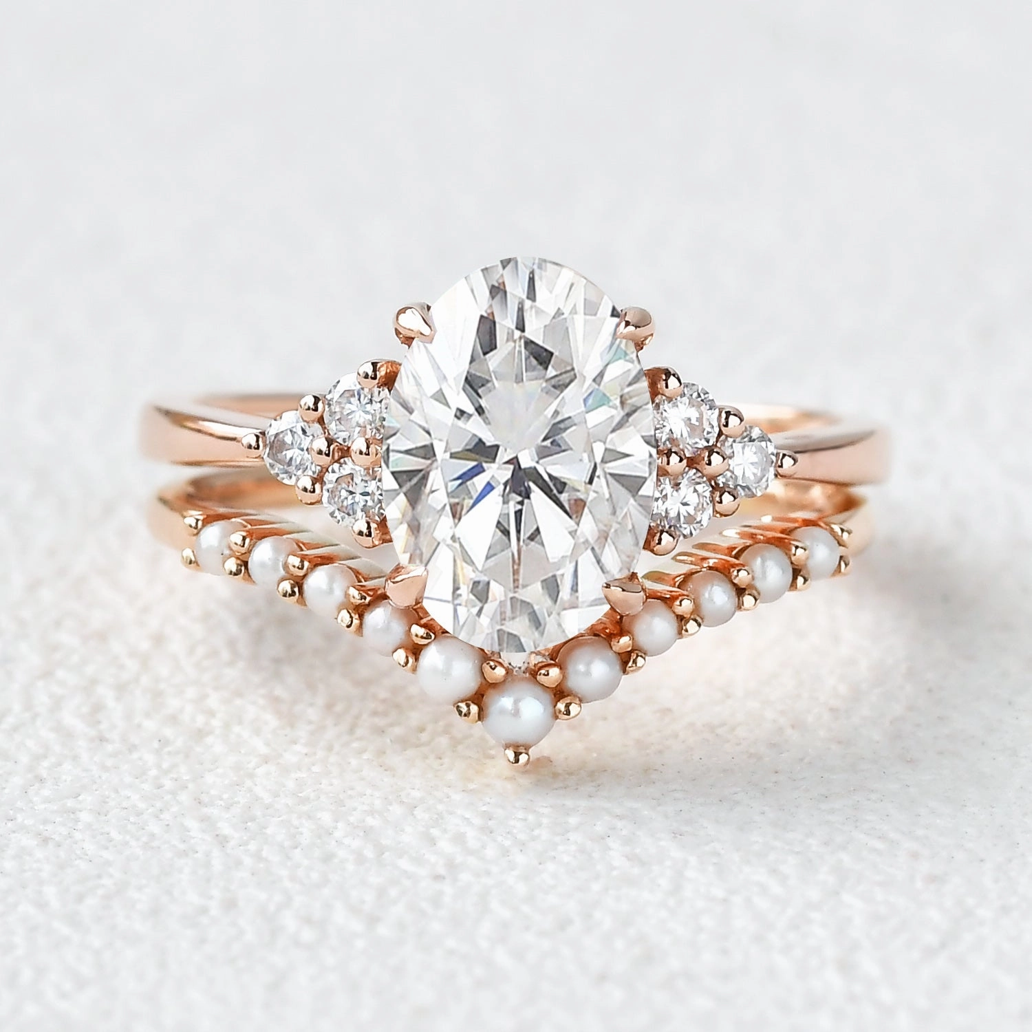 Oval Cut Moissanite Pearl-fect Gold Ring Set 2pcs Bold Detailing