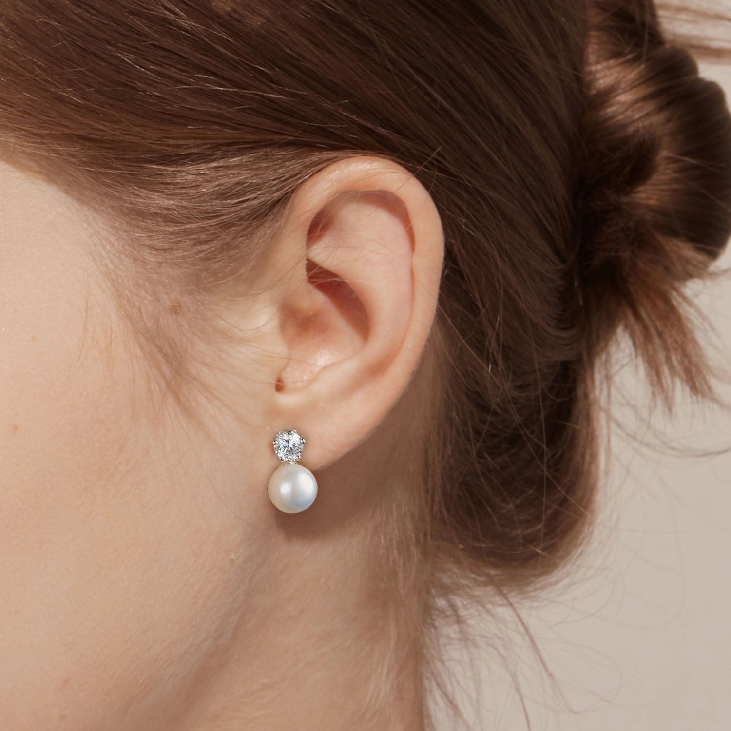 The Pearl-fect Solitaire Classic Akoya Pearl Moissaitte Drop Earrings Elegant Essential Glittering Vibe