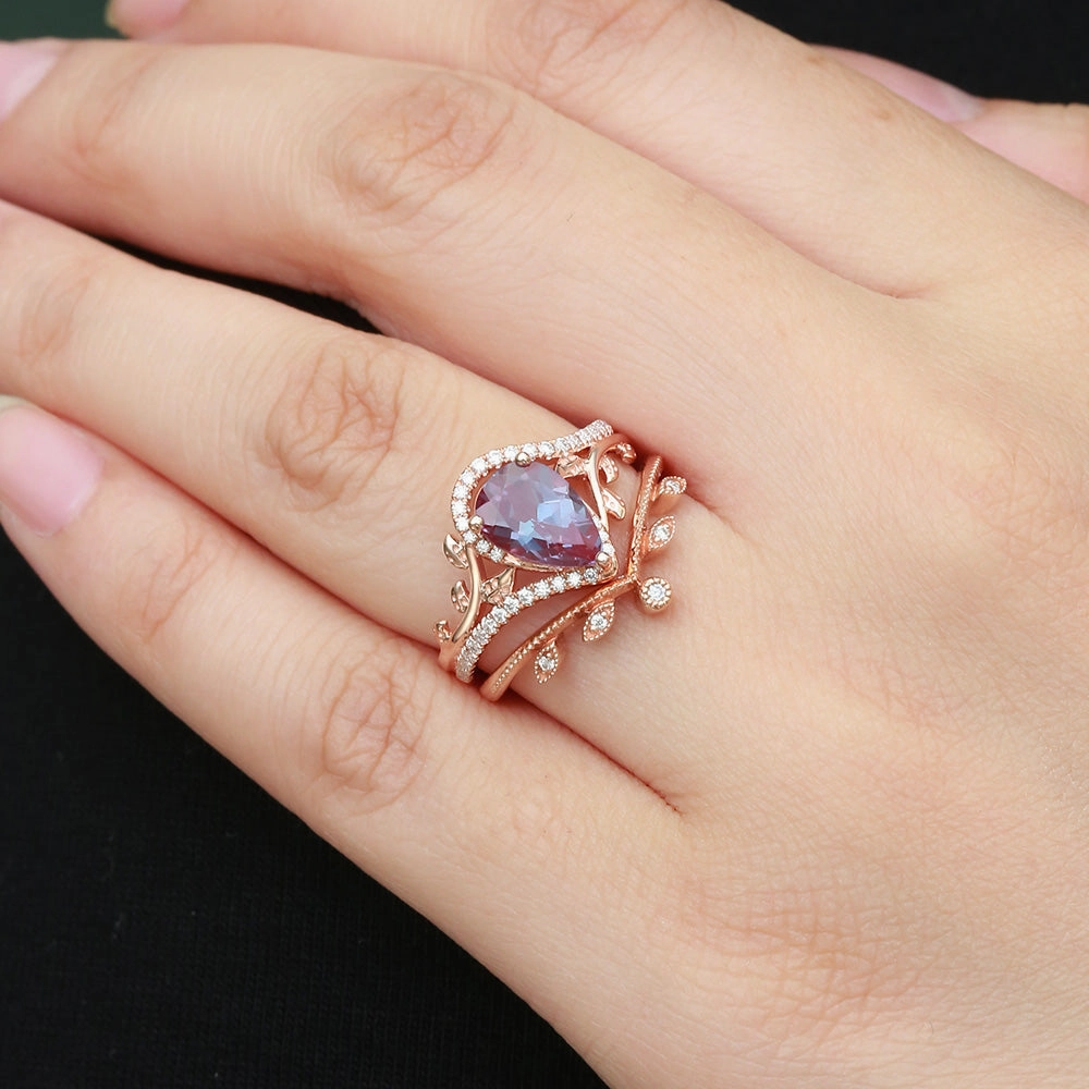 Pear Cut Alexandrite & Moissanite Leafy Ring Set 2pcs Chic Pick