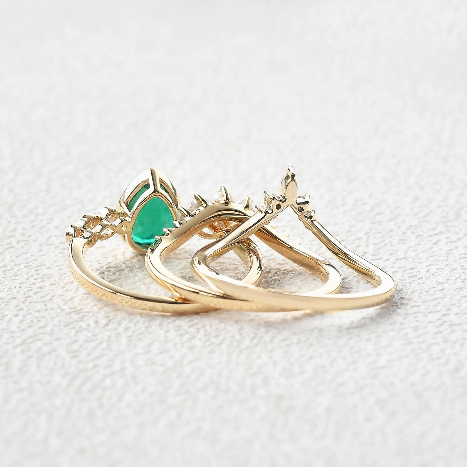 Gift Season Pear Cut Emerald & Pearl Multiple Ring Set 3pcs