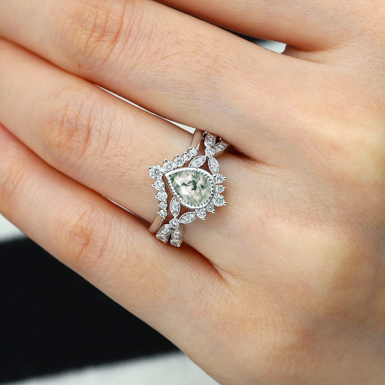 Pear Moss Agate Vintage Infinity Ring Set 2pcs - Vivienne Smooth Texture Dynamic Accent