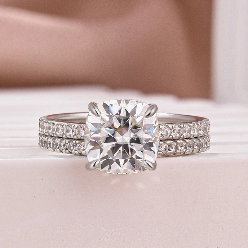 Moissanite 2.5Ct Cushion Cut White Gold Bridal Wedding Ring Set Gloss Mode