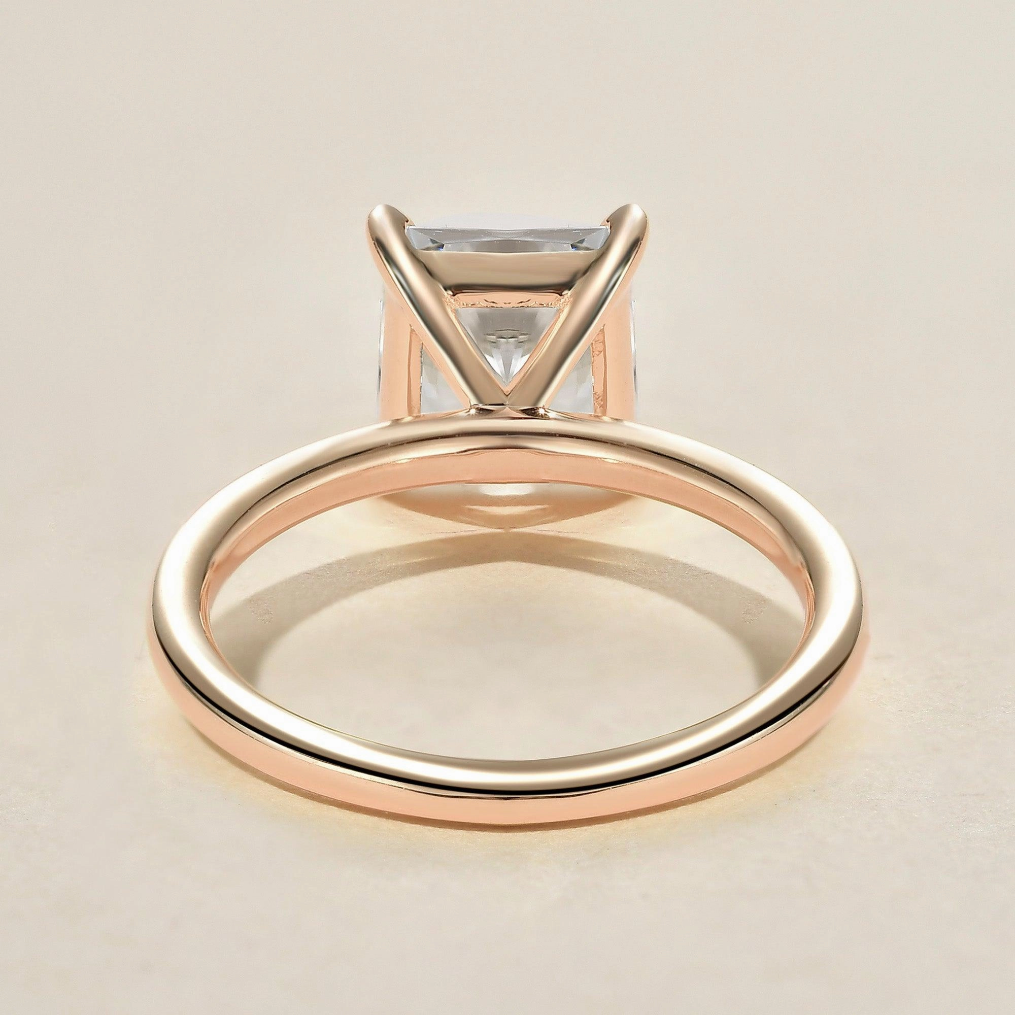 Cozy Glam 1.0ct Princess Cut Moissanite Classic Solitaire Ring
