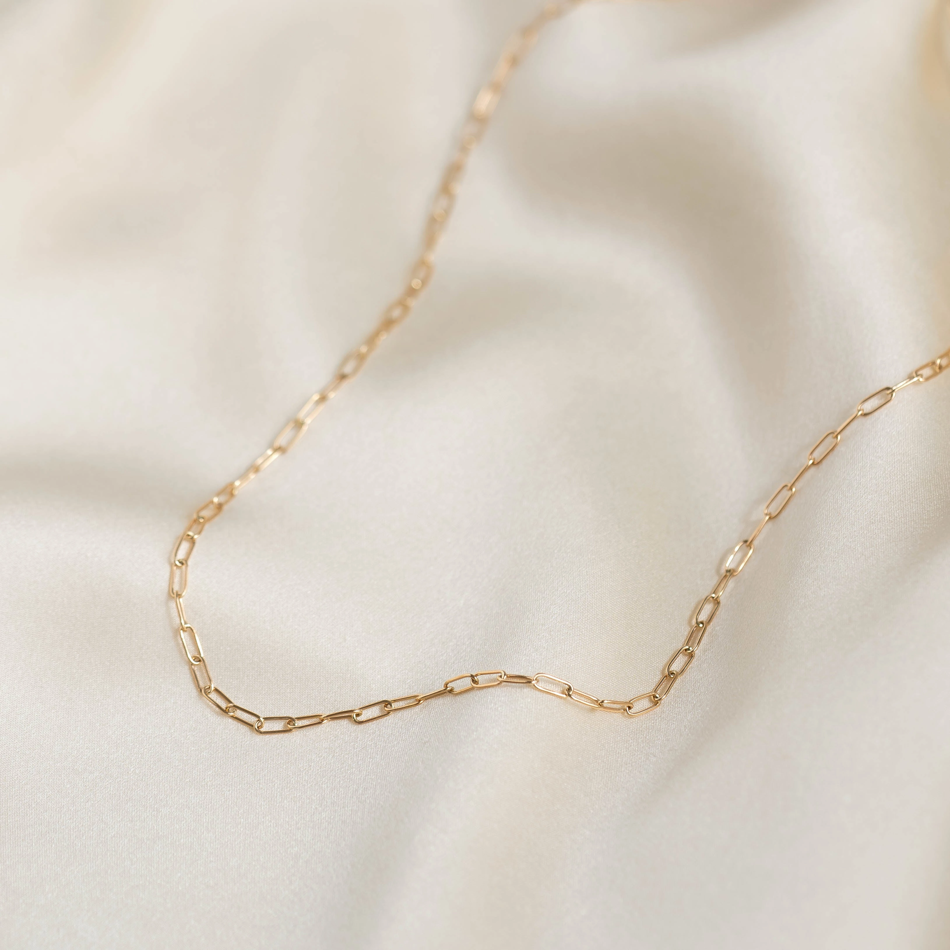 Exquisite Accessory Vibrant Accent Chain Link Necklace 14k Gold