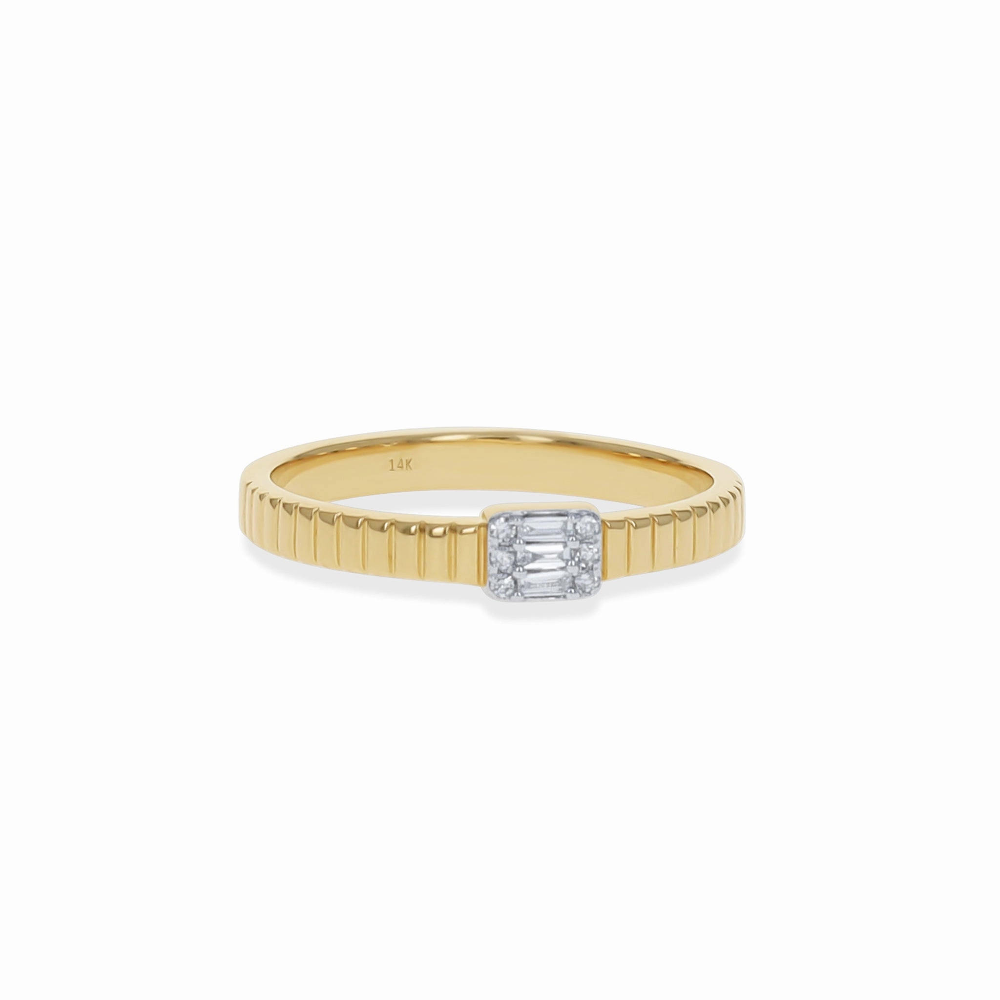 Baguette & Round Diamond Contemporary Ring Day To Day