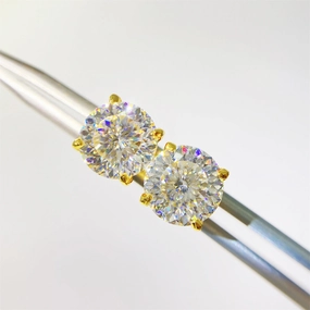 Sweet Detail Round Brilliant Diamond Earrings | S925 | Moissanite