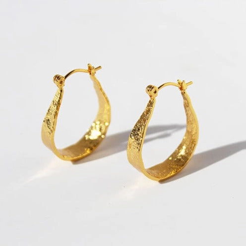 Round Accessory Straight Accent Sculptural Mesh Earrings