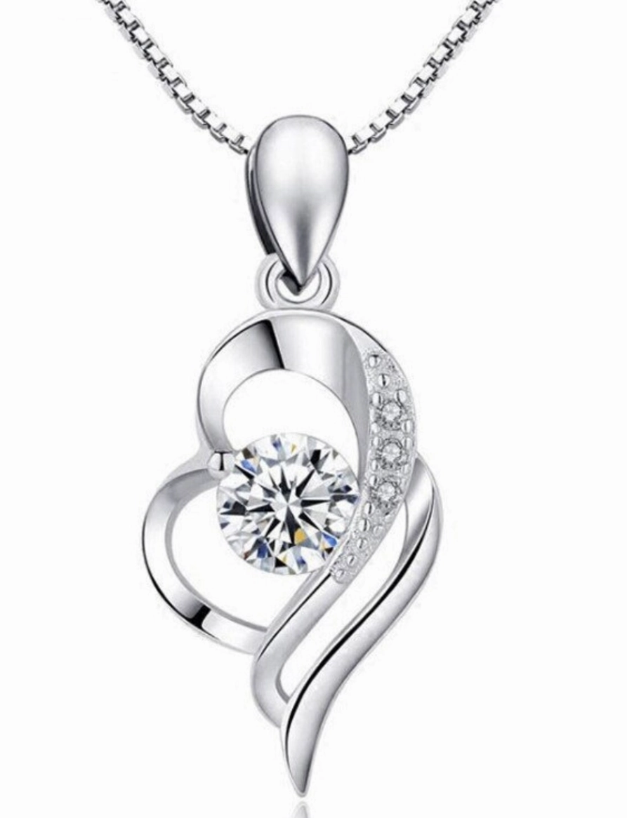 Youth fashion Swirling Heart Pendant Necklace | S925 | Moissanite