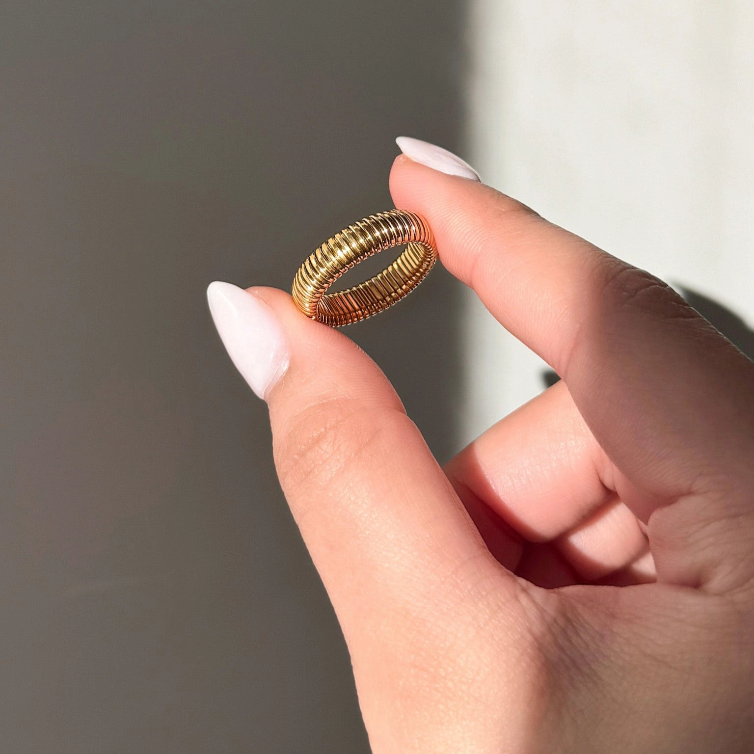 ADDISON STRETCH SNAKE BAND RING Best Friend