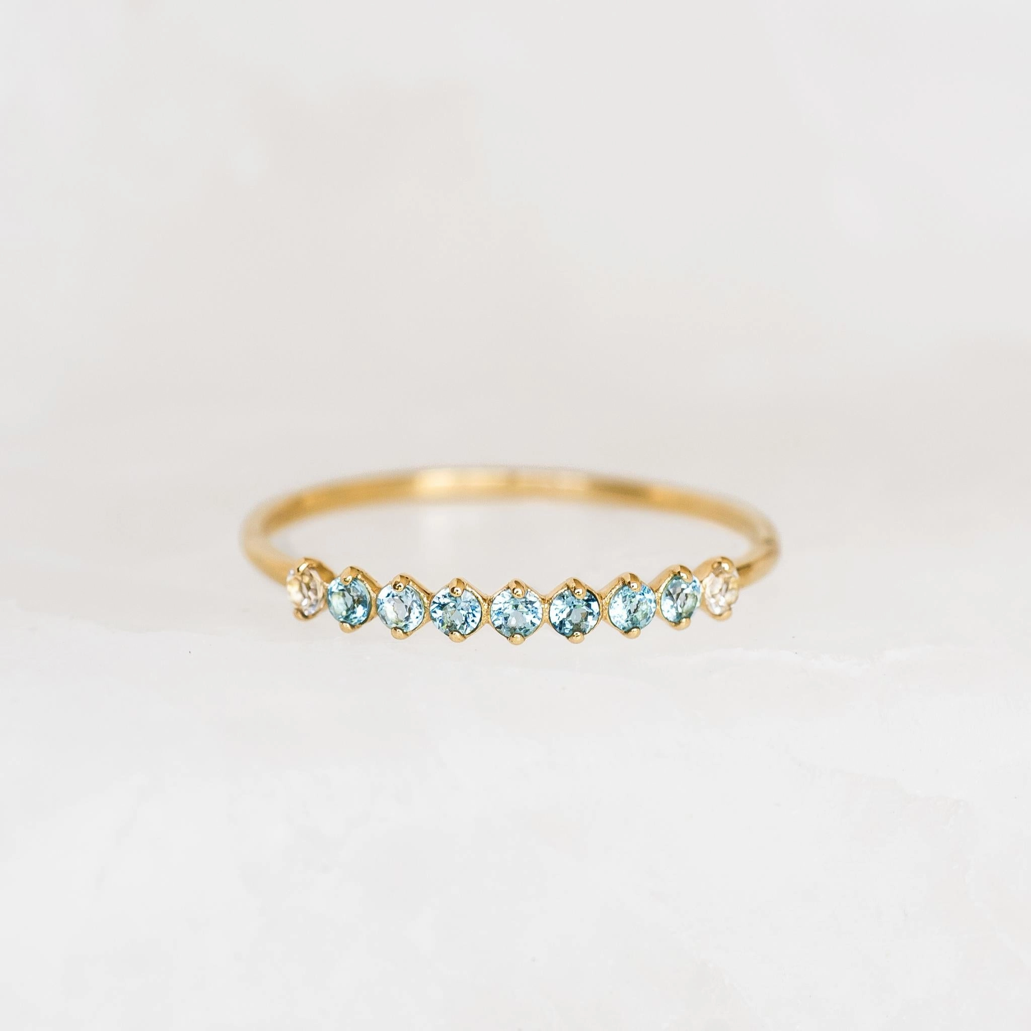 Sparkle Touch September Birthstone Ring 14k Gold - Ombre London Blue Topaz