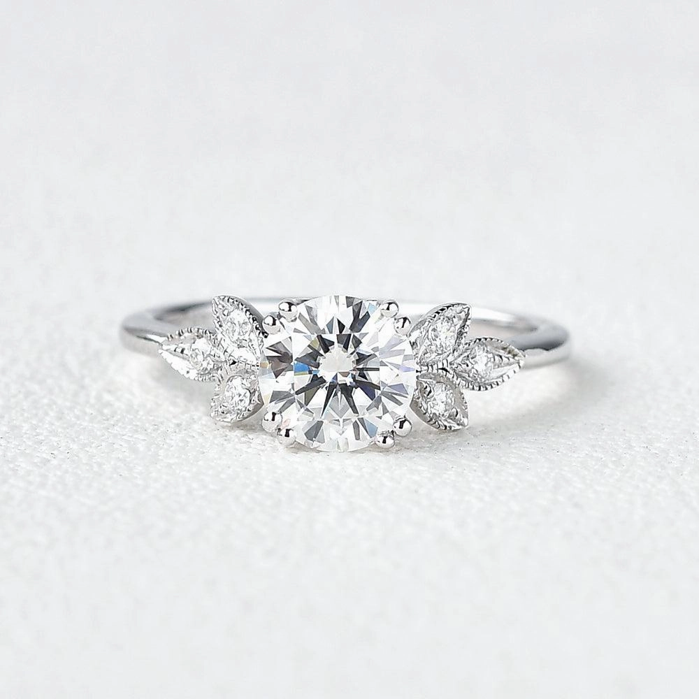 Evergreen style Graceful Detail 1.0ct Round Cut Moissanite Butterfly Cluster Ring