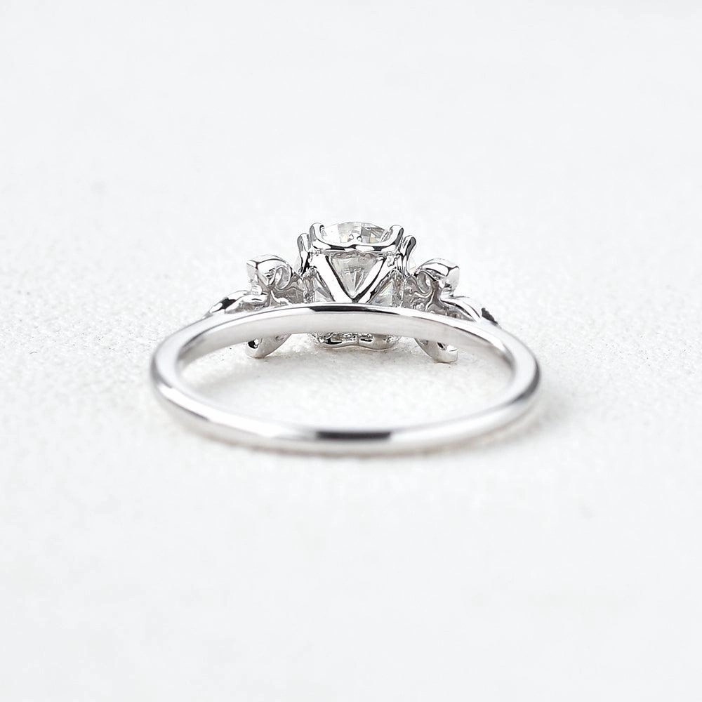 Stylish Outfit 1.0ct Round Cut Moissanite Butterfly Cluster Ring