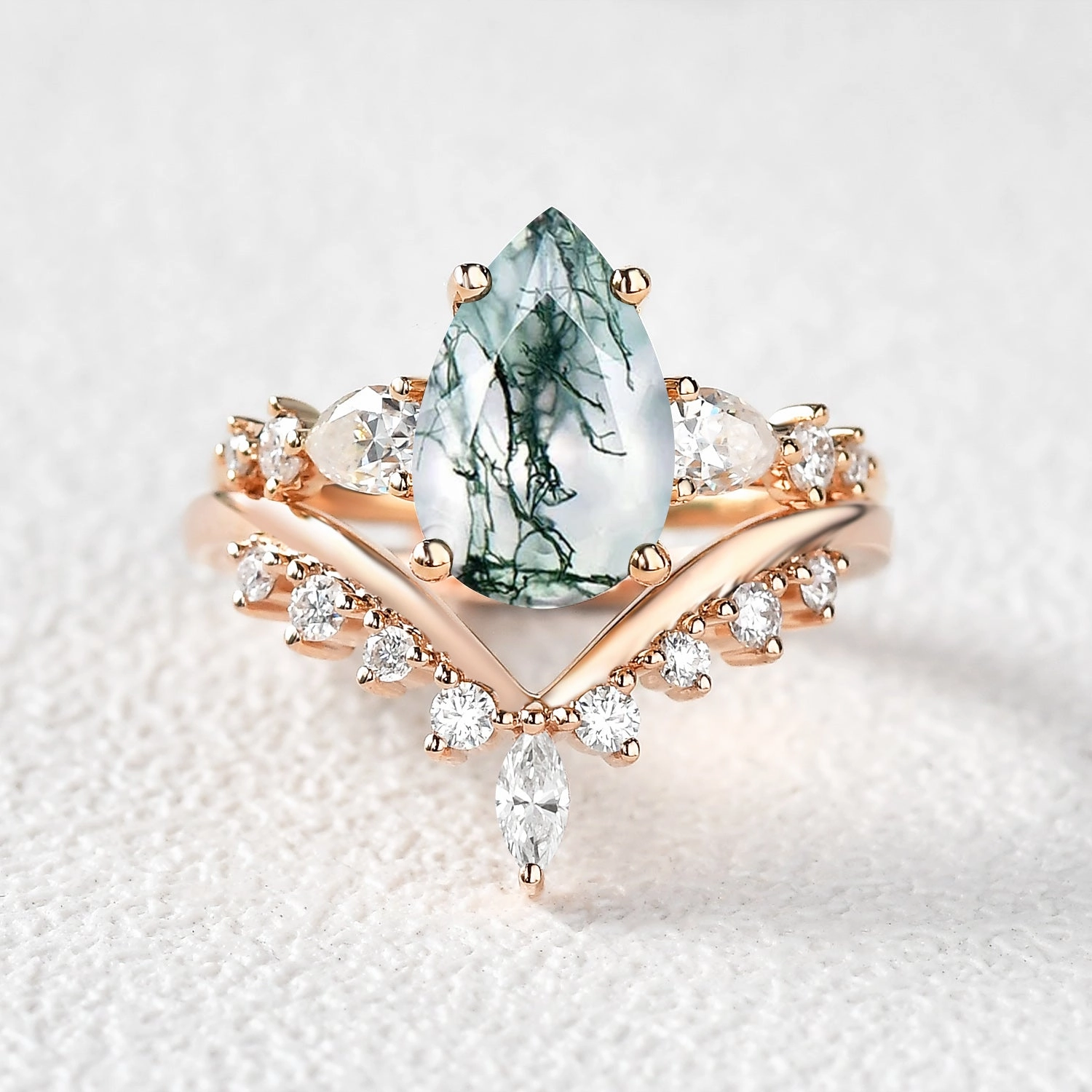 Creative Glance Opulent Accent Pear Shaped Moss Agate & Pearl Chevron Bridal Ring Set 2pcs